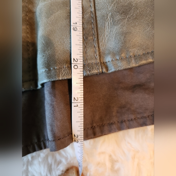 Bomber jacket - Picture 4 of 5